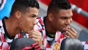 Ronaldo-casemiro-bench.jpg