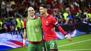 Ronaldo-dan-pepe-portugal-tua.jpg