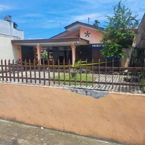 Rumah-tempat-penemuan-jasad-Bripka-TZ-di-Jalan-Matahari-Raya.jpg