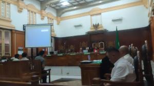 SIDANG-KORUPSI-JALAN_Topan-Ginting_6-Dokumen-di-Paluta-Dialihkan-demi-Jalan.jpg