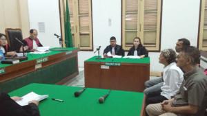 SIDANG-KORUPSI-Tiga-terdakwa-tindak-pidana-korupsi.jpg