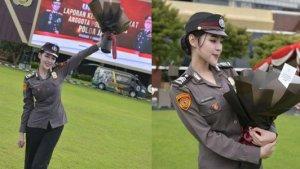 SOSOK-Eby-Feronica-Polwan-Cantik-di-Jatim-Mirip-Artis-Korea-Fotonya-Naik-Pangkat-Jadi-AKP-Viral.jpg