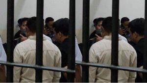 SOSOK-Wanita-yang-Keningnya-Dicium-SYL-Usai-Vonis-10-Tahun-Ikut-Cicipi-Duit-Kementan.jpg