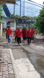 Sebagai-wujud-semangat-gotong-royong-partai-membantu-warga-terdampak-banjir.jpg