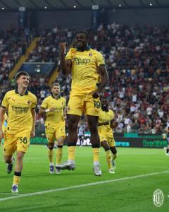 Selebrasi-ac-milan-kuning.jpg