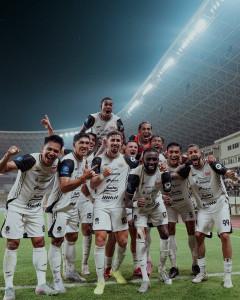 Selebrasi-persija-gol.jpg