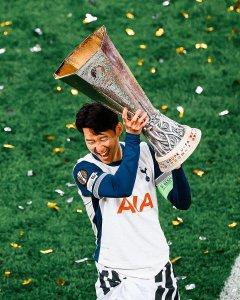 Son-heung-min-juara.jpg