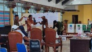 Suasana-penghitungan-surat-suara-di-TPS-006-Kelurahan-Batang-Beruh.jpg