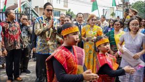 Suasana-penuh-sukacita-menyelimuti-Safari-Natal-Pemko-Medan-di-Gereja.jpg