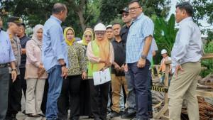 TINJAU-PROYEK-Bupati-dan-Wakil-Bupati-Deli-Serdang-dr-Asri.jpg