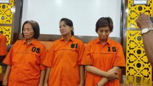 Tampang-Firda-Hermayati-Kanan-Julia-Hasibuan-Tengah-dan-Nurhayati-alias-Yati.jpg