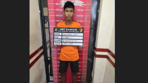 Tampang-Raka-Aditya-Putra-25-maling-handphone-modus-membeli-rokok.jpg