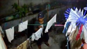 Tangkap-layar-aksi-pria-mencuri-pakaian-dalam-wanita-di-Jalan-Bajak-IV.jpg