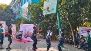 Tim-Basket-Kebanggaan-Dua-Sekolah-Ini-Hebohkan-Road-show-Honda-DBL-2024-1.jpg