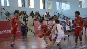 Tim-basket-putra-SMA-Methodist-Lubukpakam-saat-menghadapi-tim-basket-putra-SMA-Wahidin.jpg
