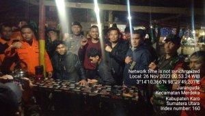 Tim-gabungan-TNI-Polri-dan-Basarnas-berhasil-melakukan-evakuasi.jpg