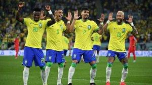 Timnas-Brasil-Vinicius-Rafinha-neymar-menari.jpg