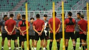 Timnas-Indonesia-latihan-blm-lengkap.jpg