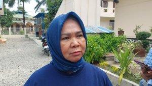 Tiorita-Br-Surbakti-istri-terdakwa-Terbit-Rencana-Peranginangin-marah.jpg