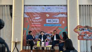 Titan-Sadewo_Pesta-Literasi-2025_.jpg