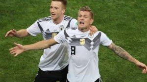 Toni-Kroos-dan-Marco-Reusa-f.jpg
