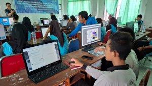 Universitas-Mikroskil-Kembangkan-Jiwa-Kewirausahaan-dan-Literasi-Digital-Siswa-SMKN-13-Medan-1.jpg