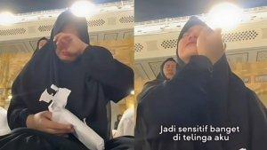 VIRAL-Curhat-Wanita-Dititipi-Amplop-Hanya-Boleh-Dibuka-di-Mekkah-Langsung-Nangis-di-Depan-Kakbah.jpg