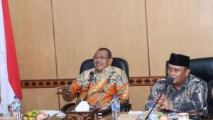 Vickner-Sinaga-dan-Wahyu-Sagala_Pemkab-Dairi_.jpg