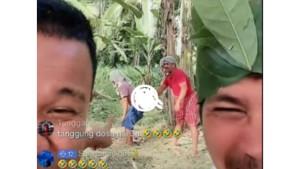 WARIA-MESUM-Adegan-dua-waria-mesum-viral-di-media.jpg