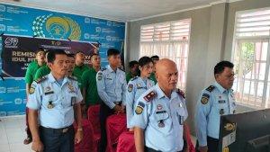 WBP-Lapas-Barus-Terima-Remisi.jpg
