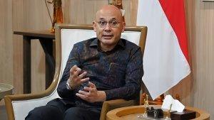 Wakil-Menteri-Luar-Negeri-Indonesia-Arrmanatha-Christiawan-Nasir.jpg
