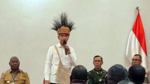 Wakil-Presiden-Gibran-Rakabuming-saat-bertemu-sejumlah-tokoh-Papua-di-Manokwari.jpg