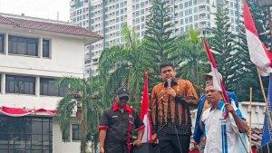 Wali-Kota-Medan-Bobby-Nasution-saat-bertemu-dengan-ratusan-buruh.jpg