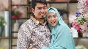 april-jasmine-dan-ustaz-solmed.jpg