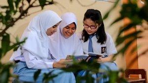 ilustrasi-siswi-SMA-belajar-SNBP-SNBT.jpg