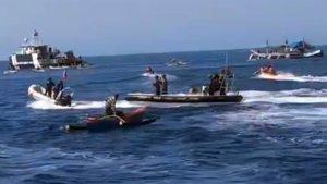 kapal-china-serang-kapal-sipil-filipina.jpg