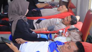 kegiatan-donor-darah-ini-berhasil-mengumpulkan-33-kantong-darah-berbagai-golongan.jpg