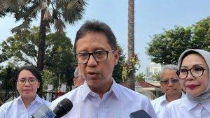 menkes-bpjs-naik-tribunmedan.jpg