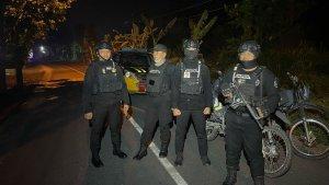 patroli-hingga-subuh-hari.jpg
