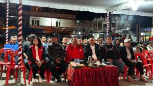pegunungan-tak-menghalangi-kekompakan.jpg