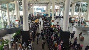 pendukung-Anies-Baswedan-di-Kualanamu.jpg
