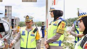 perjalanan-liburan-berjalan-lancar-dan-aman-selama-Operasi-Ketupat-Toba-2025.jpg