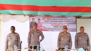 pesan-inspiratif-kepada-personel-Polsek-Parlilitan-dalam-kunjungan-kerjanya-Selasa-7102025.jpg