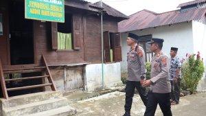 reza-chairul-akbar-ke-rumah-lahir-jendral-TNI-Abdul-Haris-Nasution-triibun.jpg