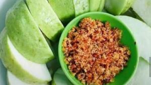 Resep Rujak Jambu Kristal dengan Bumbu Khas Bangkok yang Menggugah Selera