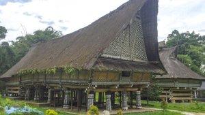 rumah-bolon-simalungun.jpg