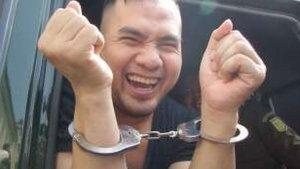 saipul-jamil-tertawa-diborgol-kasus-predator.jpg