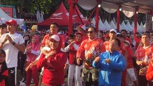 senam-massal-Bobby-dan-Aulia.jpg