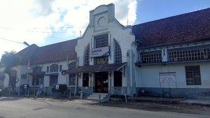 stasiun-kereta-api-pematangsiantar.jpg
