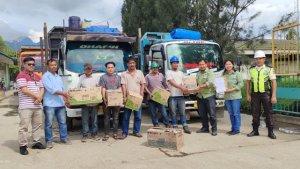 tpl-beri-bantuan-sopir.jpg